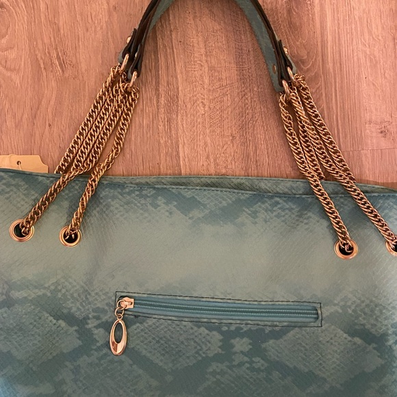 Turquoise Jean bag w/chain detailing and removable Jean rosette - Picture 5 of 7